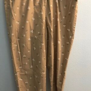Women’s Capri pants